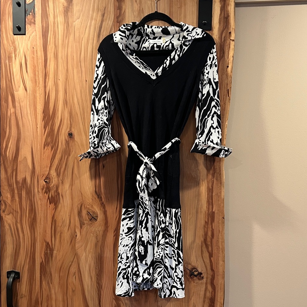 Vintage Black & White Patterned  Tie-Waist Dress